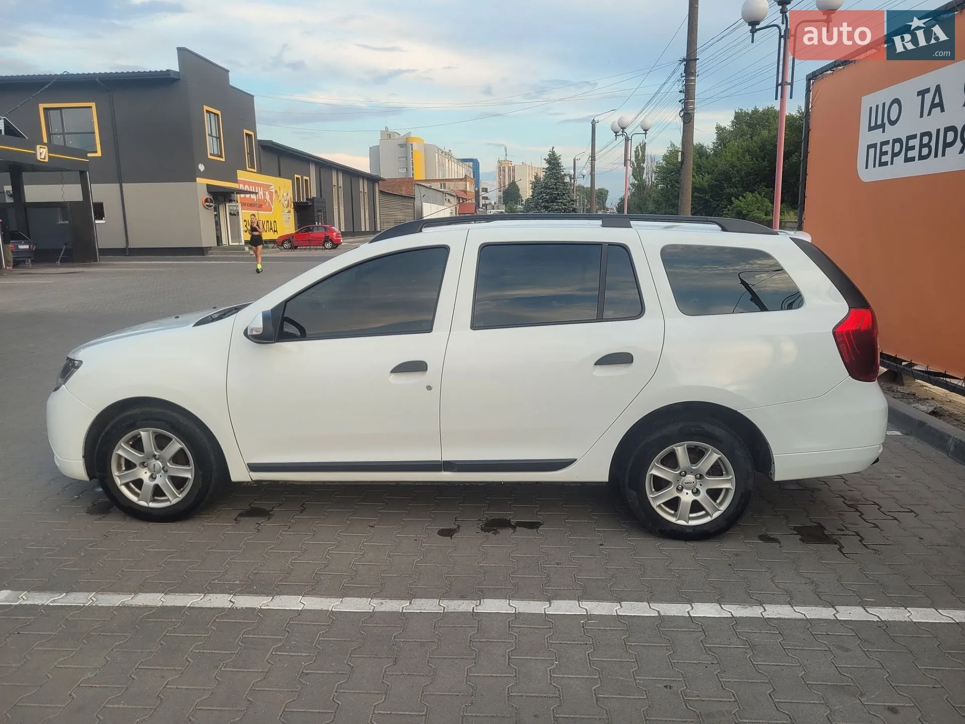 2016 Renault Logan - мініатюра 10