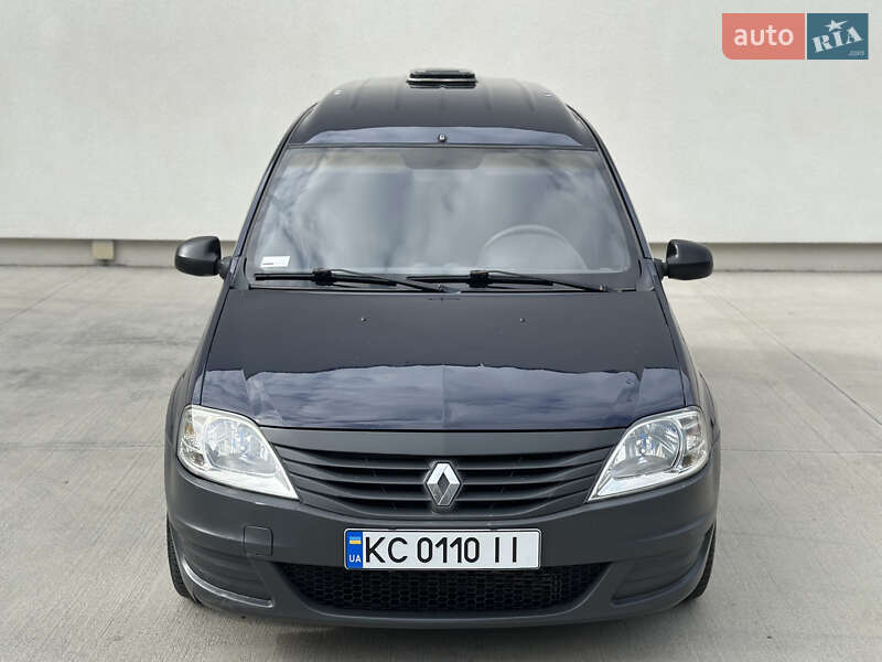 Renault Logan Van 2010