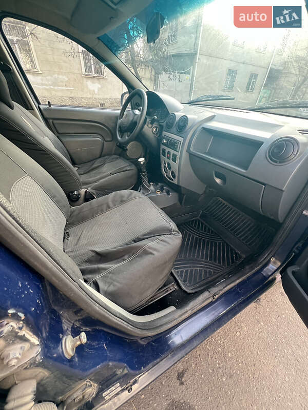 Грузопассажирский фургон Renault Logan Van 2011 в Одессе