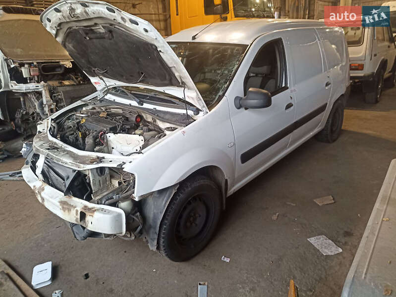 Грузовой фургон Renault Logan Van 2011 в Запорожье фото 6 Грузовой фургон Renault Logan Van 2011 в Запорожье