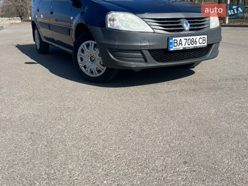 Грузовой фургон Renault Logan Van 2010 в Светловодске