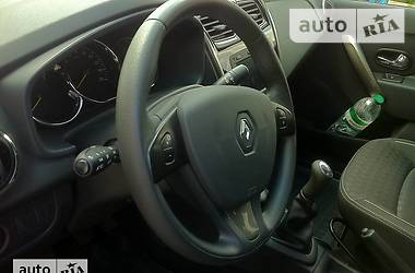 Седан Renault Logan 2013 в 