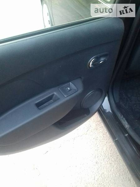 Седан Renault Logan 2013 в Днепре фото 17 Седан Renault Logan 2013 в Днепре