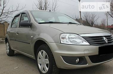 Седан Renault Logan 2010 в Днепре