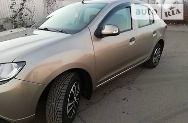 Седан Renault Logan 2013 в Мукачевому