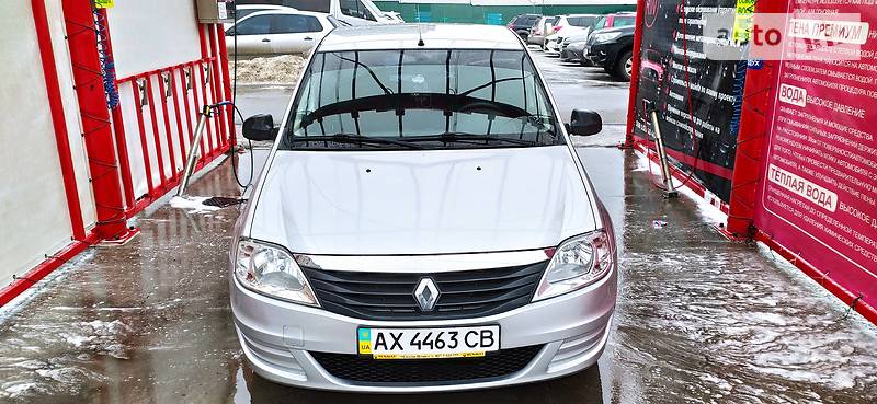 Седан Renault Logan 2009 в Харькове