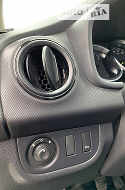 Седан Renault Logan 2019 в 