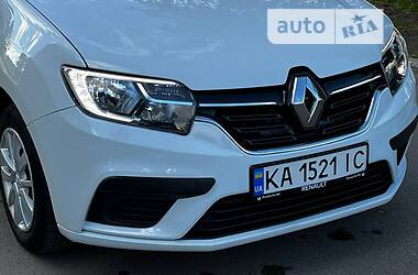 Седан Renault Logan 2019 в 