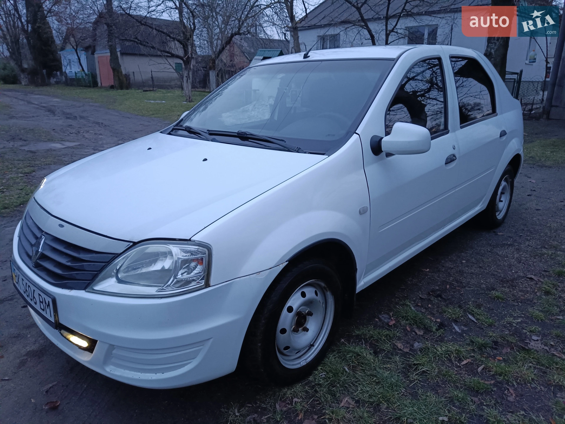 2011 Renault Logan - мініатюра 17