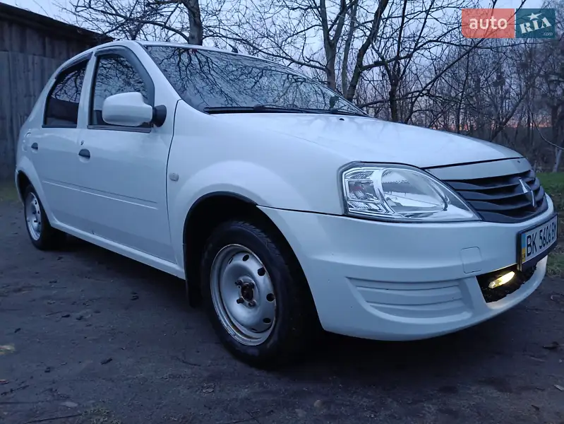Renault Logan 2011