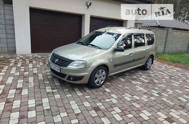 Универсал Renault Logan 2011 в Чернигове