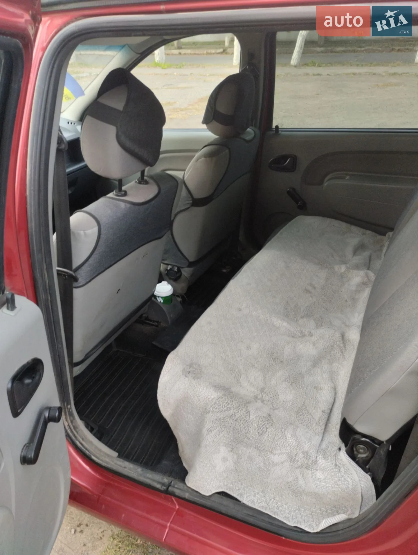 2011 Renault Logan - мініатюра 13