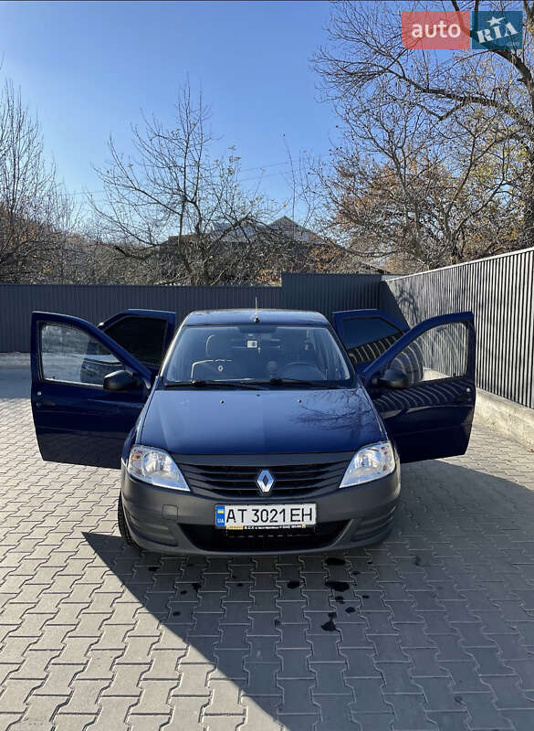 Седан Renault Logan 2009 в Ивано-Франковске