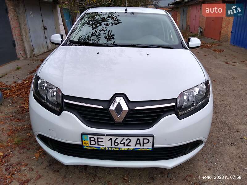 Renault Logan 2013