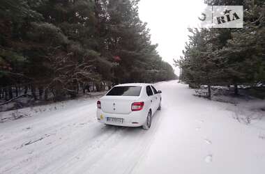 Седан Renault Logan 2013 в Кобеляках