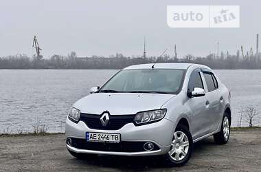 Рихтовка переднего крыла на Renault Logan.