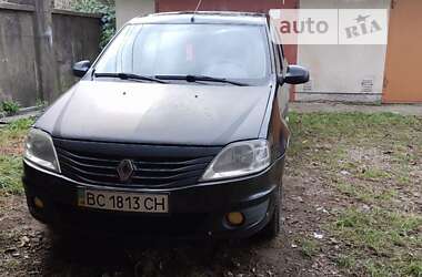 Седан Renault Logan 2011 в Стрию