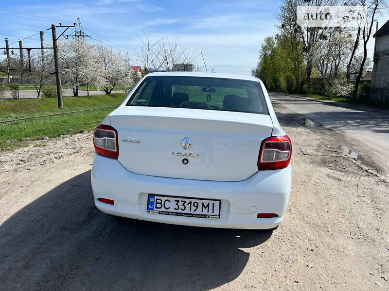 Седан Renault Logan 2016 в Львові