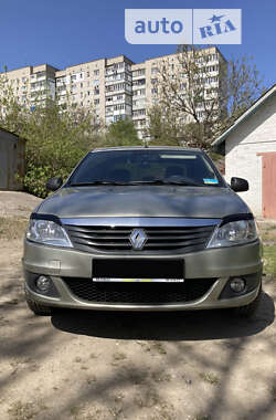 Renault Logan 2010