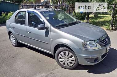 Седан Renault Logan 2010 в Одесі