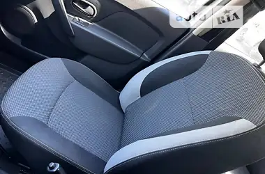 Renault Logan 2016