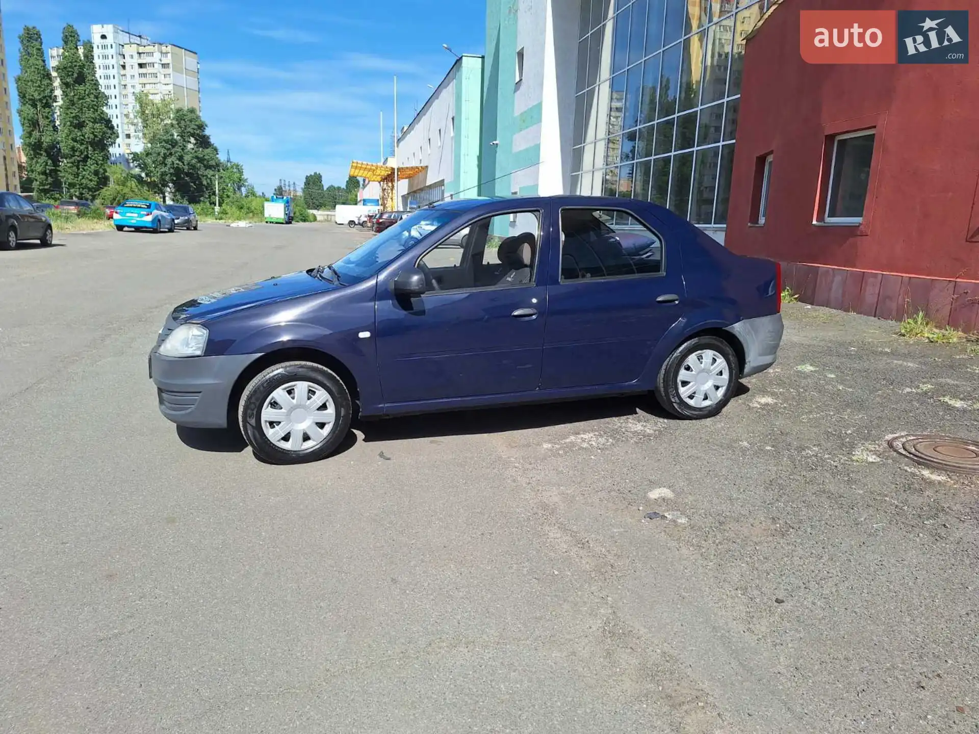 2011 Renault Logan - мініатюра 25