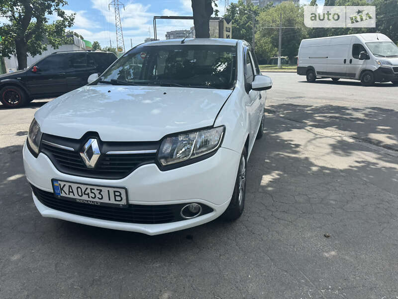 Седан Renault Logan 2016 в Одесі