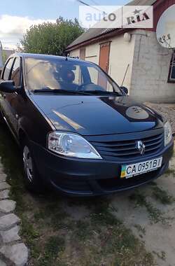 Седан Renault Logan 2012 в Смеле