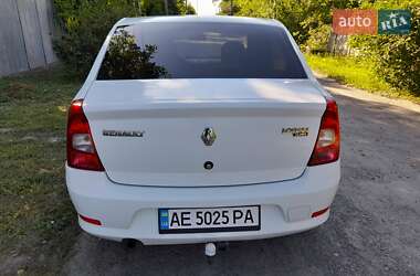 Седан Renault Logan 2012 в Дніпрі