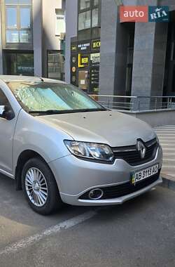 Седан Renault Logan 2013 в Киеве