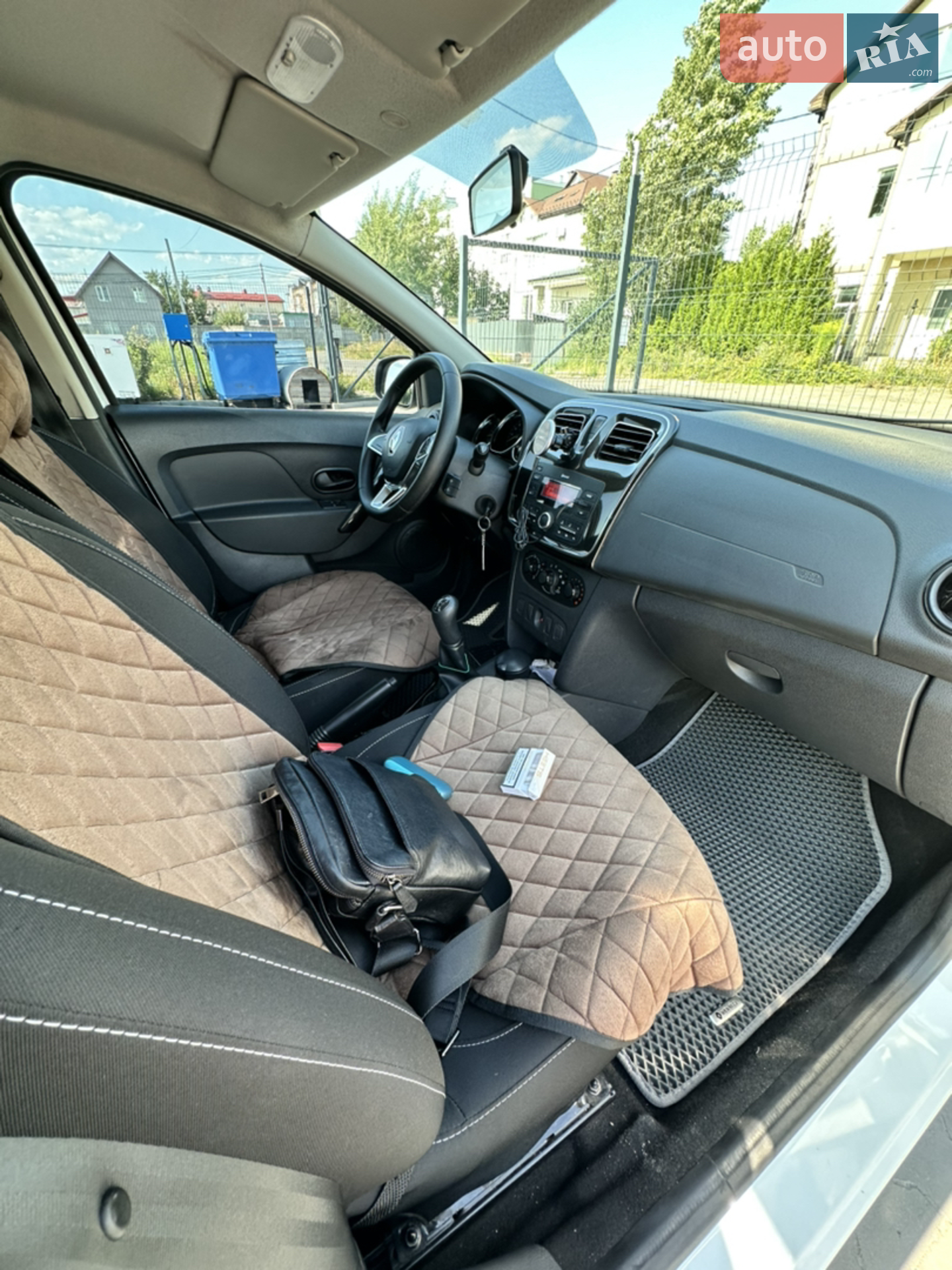 2019 Renault Logan - мініатюра 10