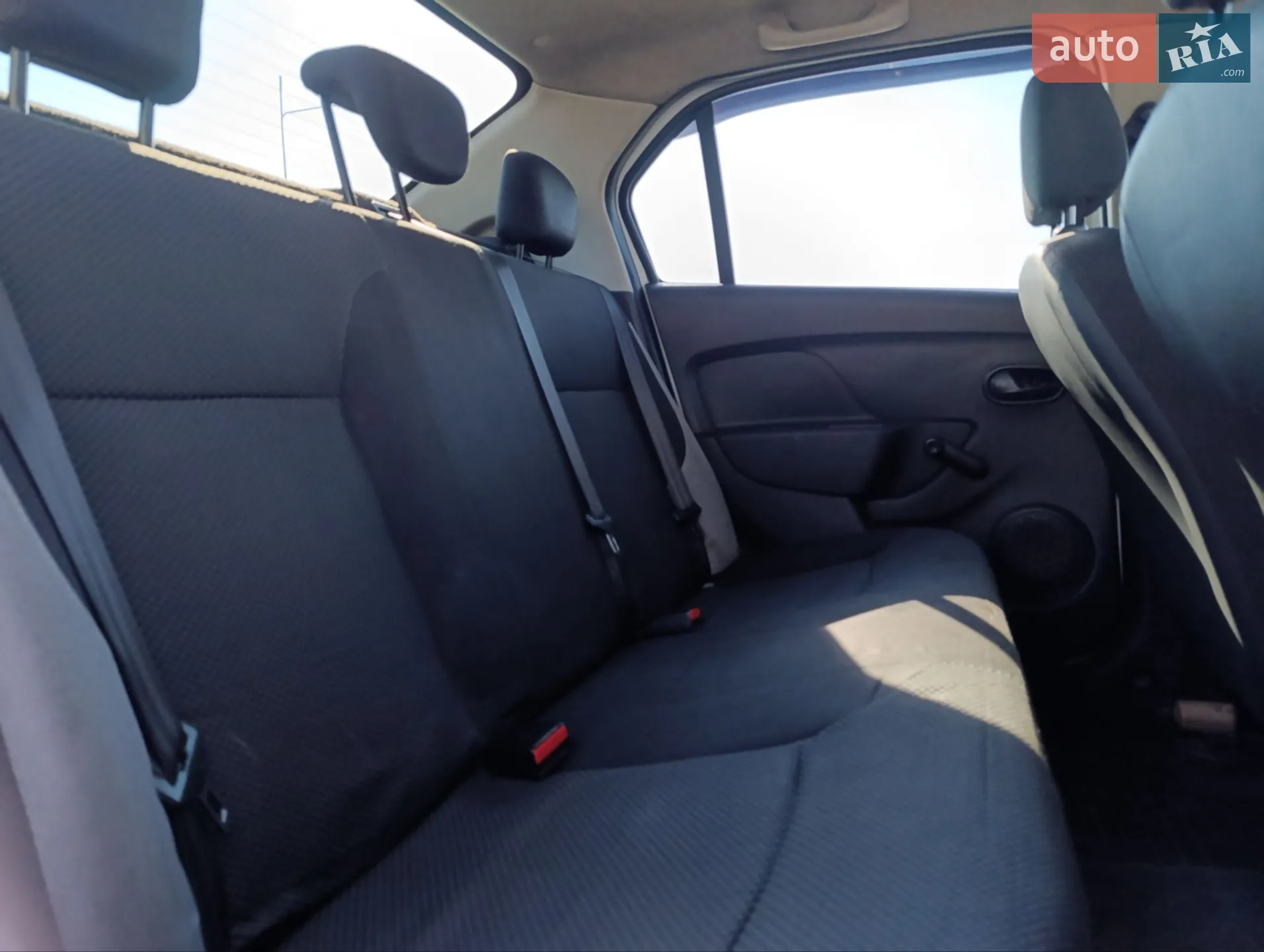 2013 Renault Logan - мініатюра 8