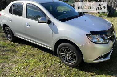 Седан Renault Logan 2013 в Чернігові