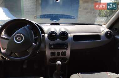 Седан Renault Logan 2010 в Криничках