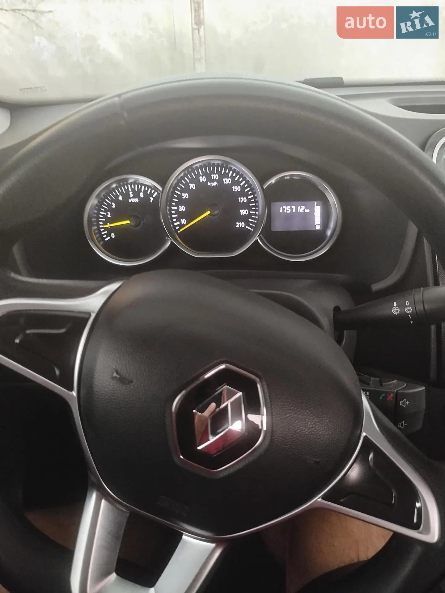 2019 Renault Logan - мініатюра 9