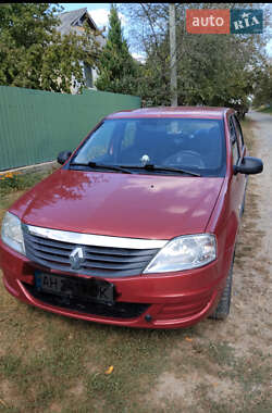 Renault Logan 2012