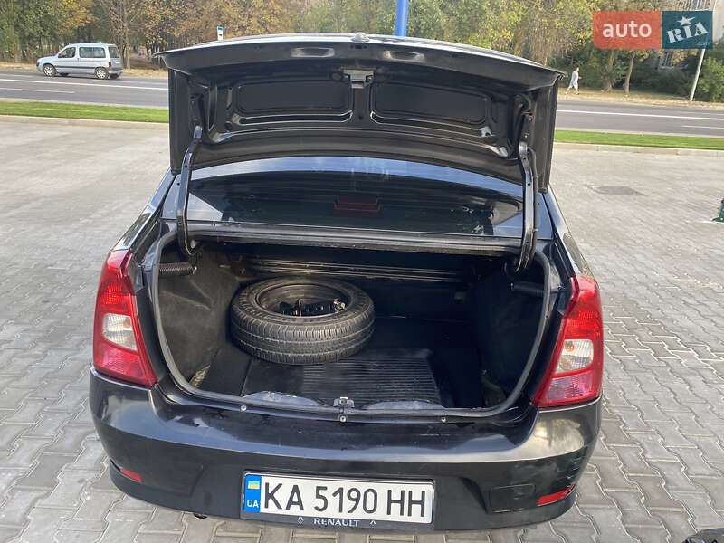 Седан Renault Logan 2011 в Киеве