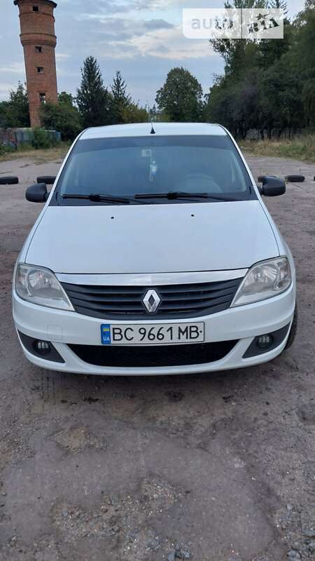 Седан Renault Logan 2012 в Золочеві