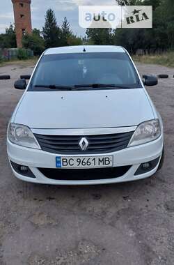 Седан Renault Logan 2012 в 