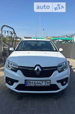 Седан Renault Logan 2017 в Львове