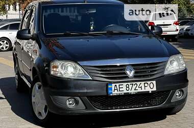 Седан Renault Logan 2010 в Днепре