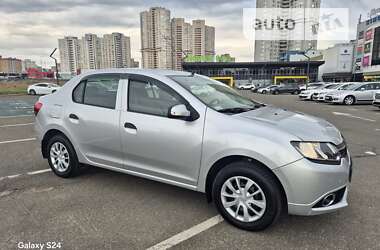 Седан Renault Logan 2013 в Киеве