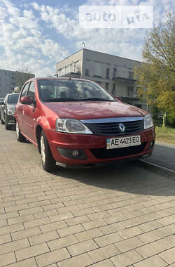 Седан Renault Logan 2011 в Львове