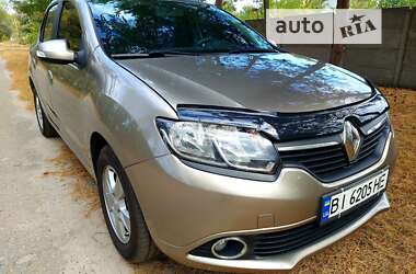 Седан Renault Logan 2014 в Полтаві