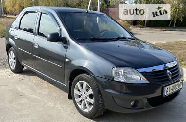 Седан Renault Logan 2010 в Киеве