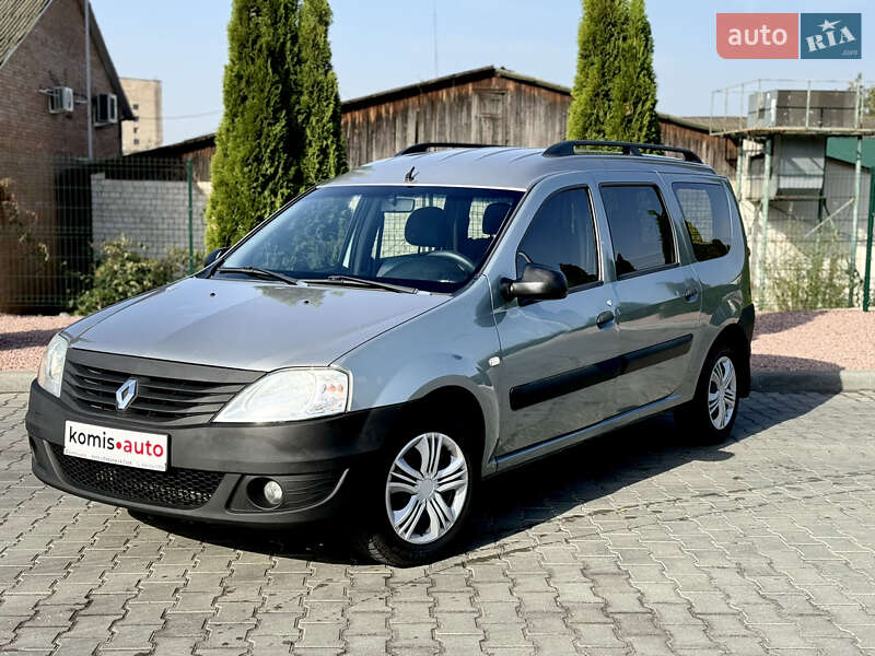 Renault Logan 2010
