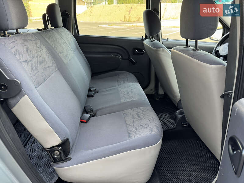 Універсал Renault Logan 2010 в Вінниці