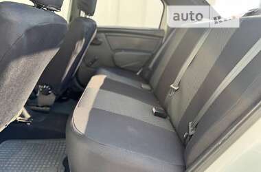 Седан Renault Logan 2012 в Киеве