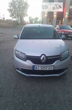 Renault Logan 2013