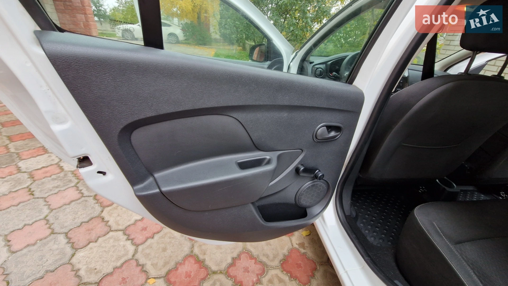 2018 Renault Logan - мініатюра 12